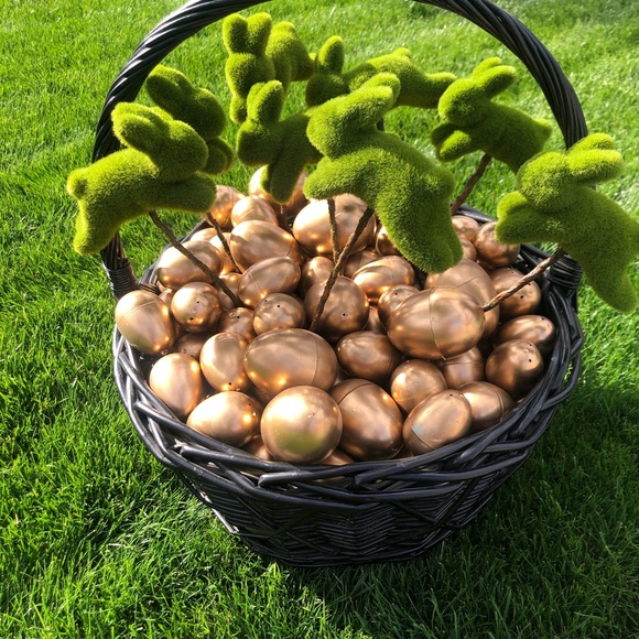 Golden Easter Egg & Bunny Basket - Picture 2 of 7